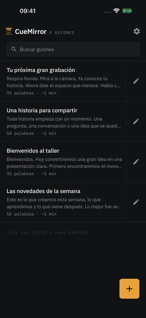 La biblioteca de guiones: un campo de búsqueda y cuatro guiones, cada uno con vista previa, recuento de palabras y duración estimada, y un botón para crear uno nuevo.